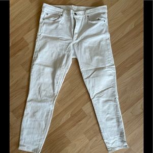 Gap True Skinny White Ankle Jeans